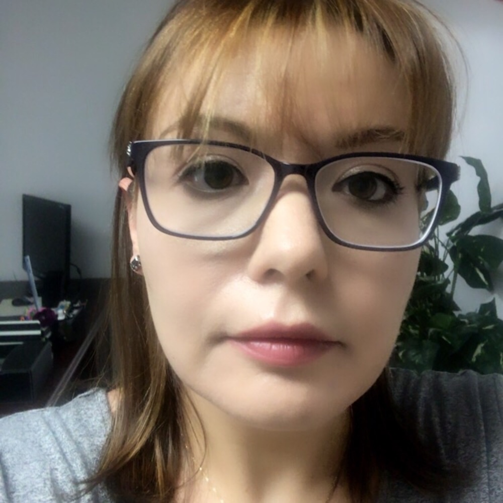 Meet your Posher, Carolina